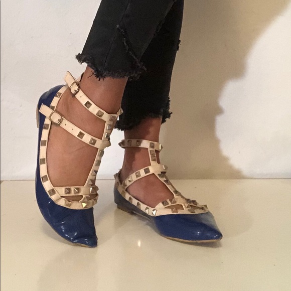 Blue / beige Vynil studded flats sz. 7 - Picture 3 of 13